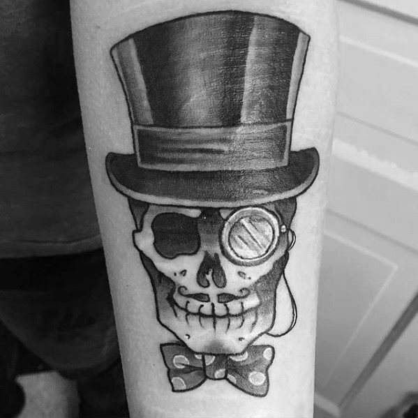 tatouage tete de mort avec chapeau 15