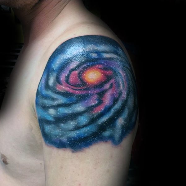 tatouage astronomie 109