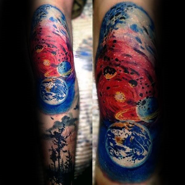 tatouage astronomie 137