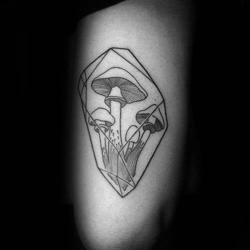 tatouage champignon 140