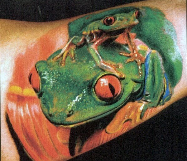 tatouage grenouille 241