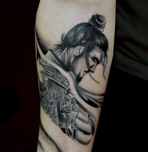 tatouage samourai 37