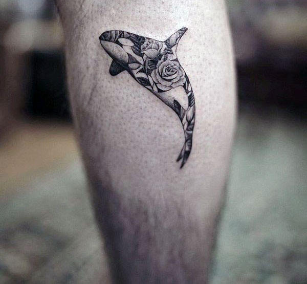 tatouage baleine 137