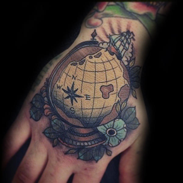 tatouage globe terrestre 91