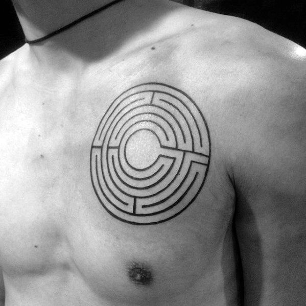 tatouage labyrinthe 129