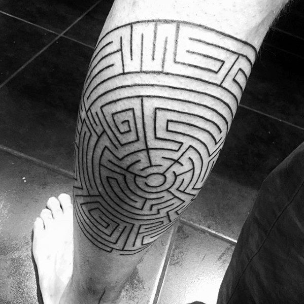 tatouage labyrinthe 67