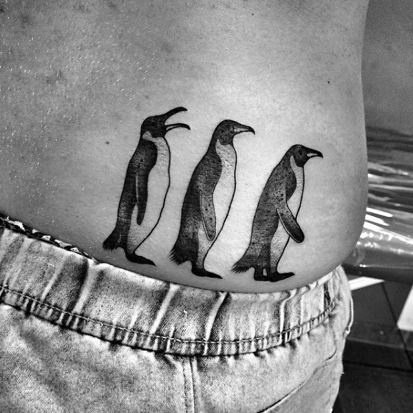 tatouage pingouin 81