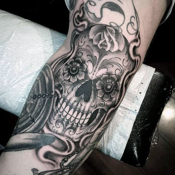tatouage tete de mort mexicaine en sucre 51
