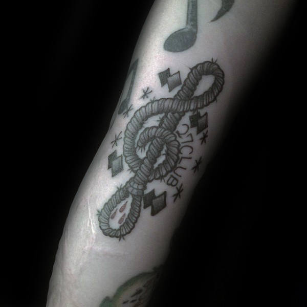 tatouage note de musique 89