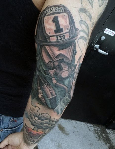 tatouage pompier 79