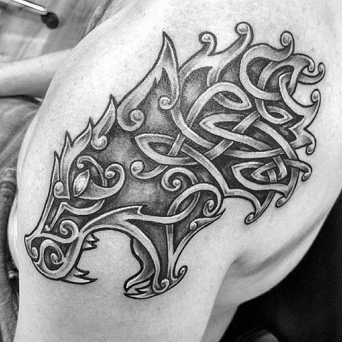 tatouage loup celtique 73