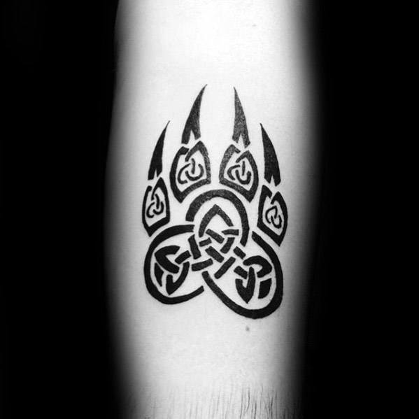 tatouage loup celtique 77