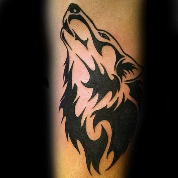 tatouage loup tribal 05