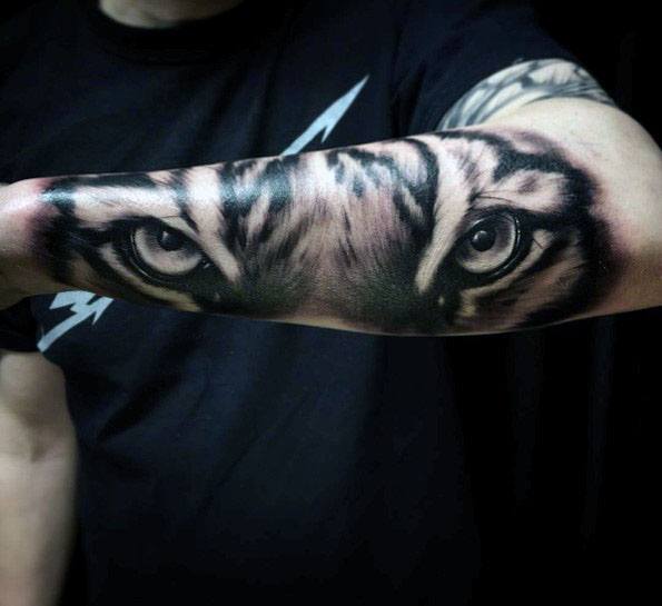 tatouage yeux de tigre 07