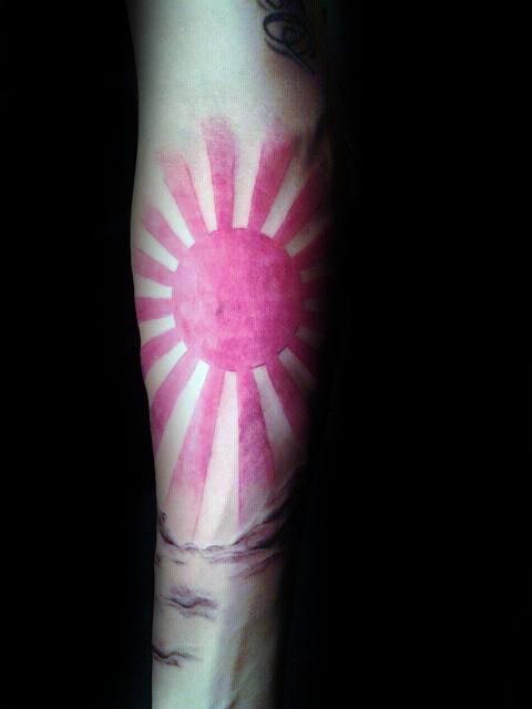 tatouage soleil levant 59