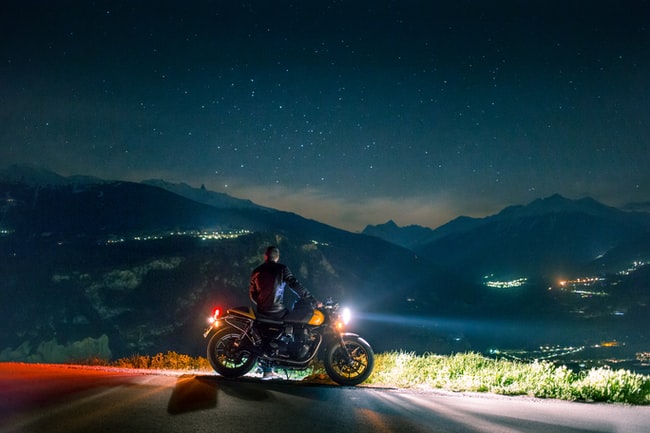 Que signifie rêver d'une moto ? : Les différentes significations pour votre vie
