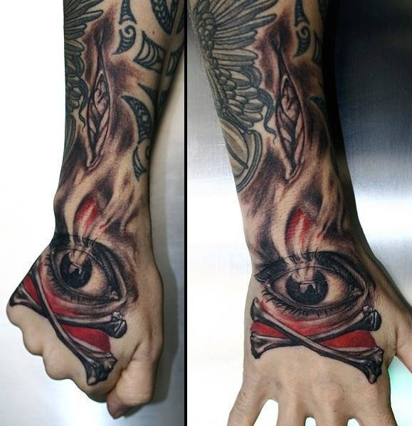 hand tattoo 1301