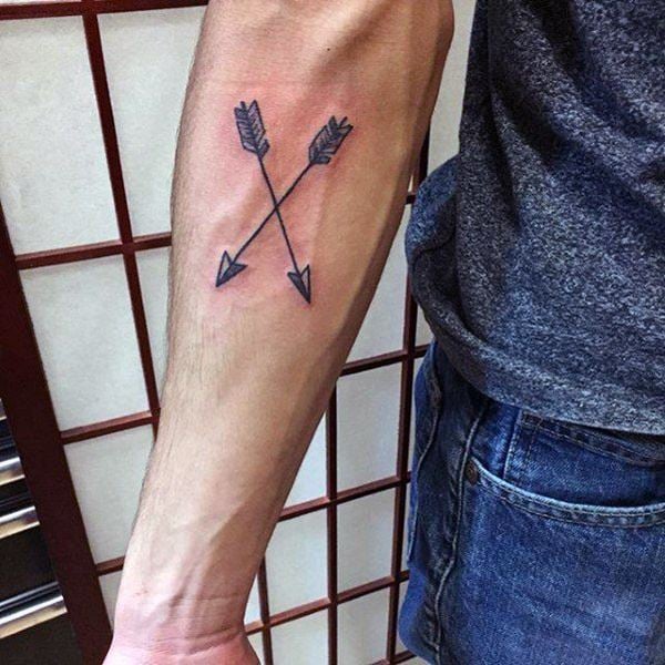 tatuaggio freccia 151