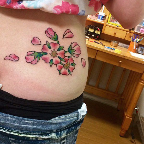 tatuaggio fiori di ciliegio 138