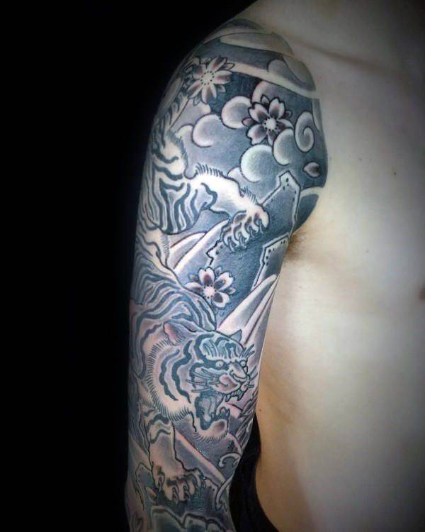 tatuaggio fiori di ciliegio 211