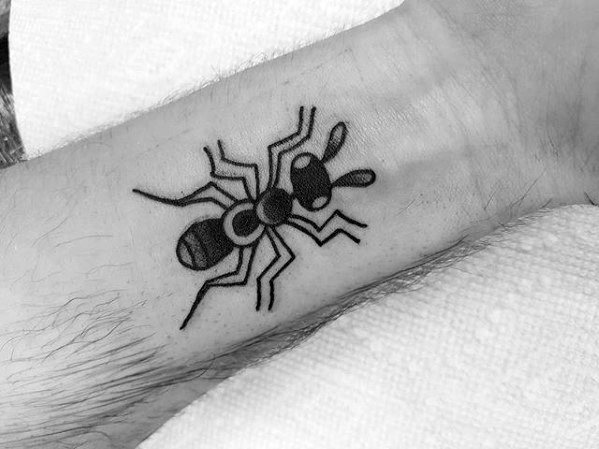90 Tatuaggi con le formiche ( con significato)