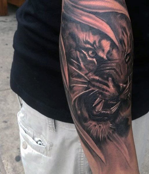tatuaggio tigre 310