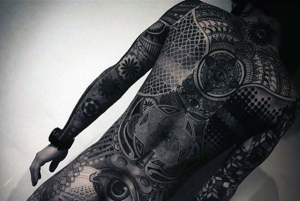 tatuaggio schiena 377