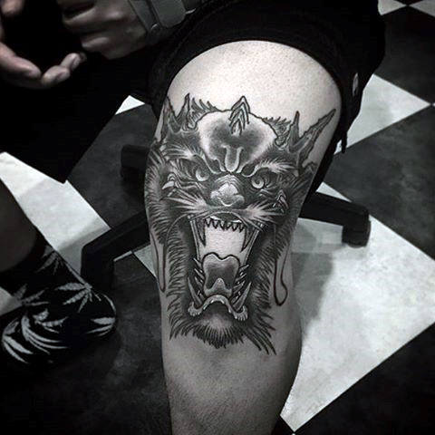 tatuaggio ginocchio 123