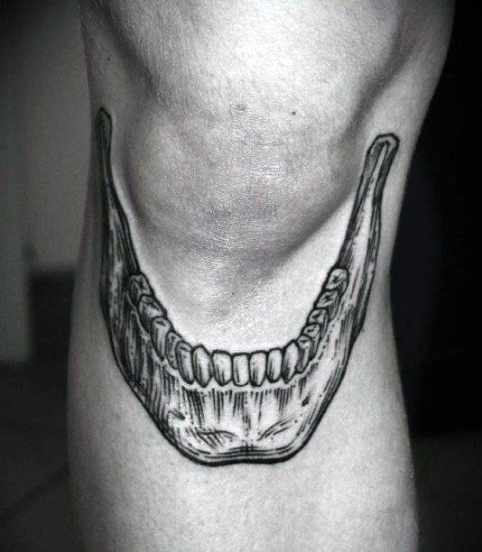tatuaggio ginocchio 162