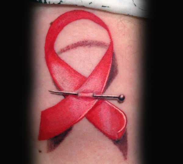 tatuaggio nastro contro cancro 159