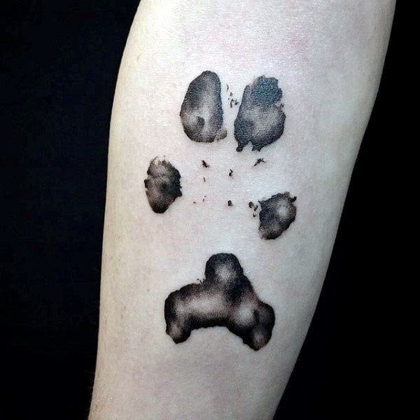 tatuaggio orma impronta cane 90