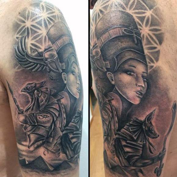 tatuaggio piramide egitto 170