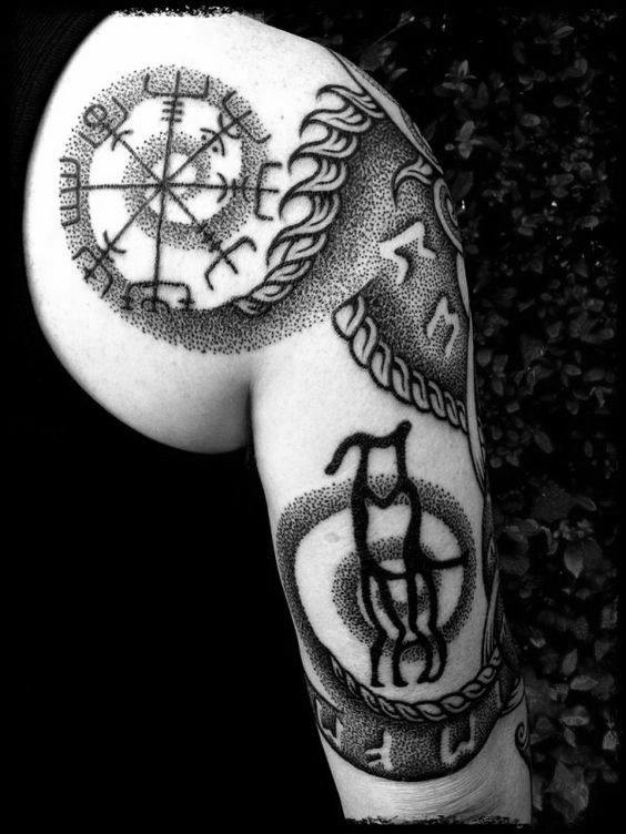 tatuaggio rune 180