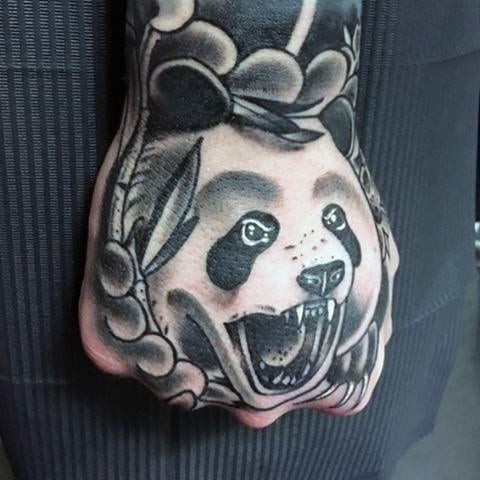 tatuaggio urso panda 23