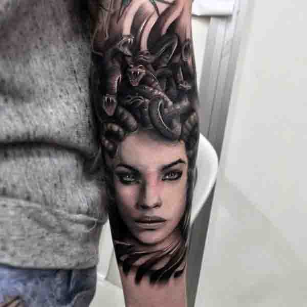 tatuaggio medusa 216