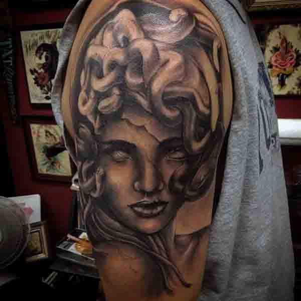 tatuaggio medusa 39