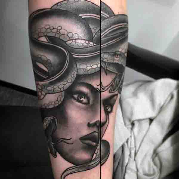 tatuaggio medusa 69