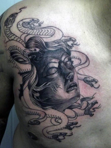tatuaggio medusa 93