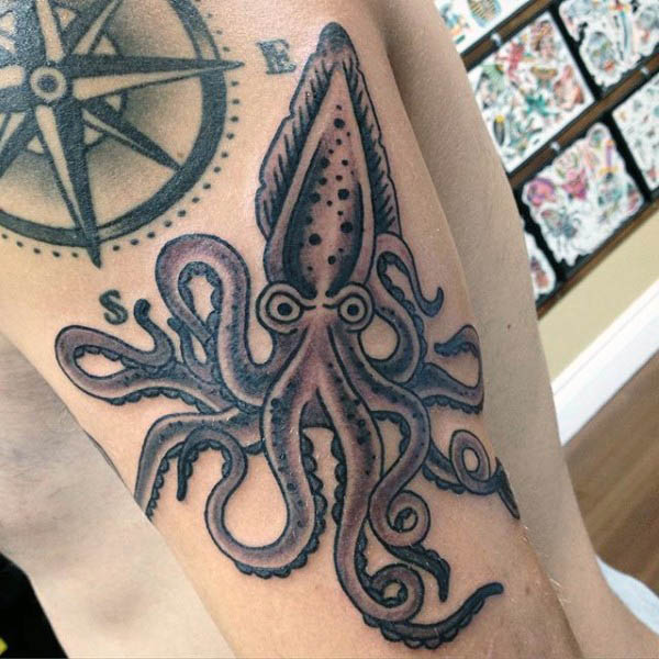 tatuaggio calamaro 85