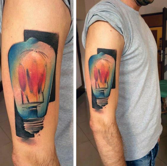 tatuaggio lampadina 81