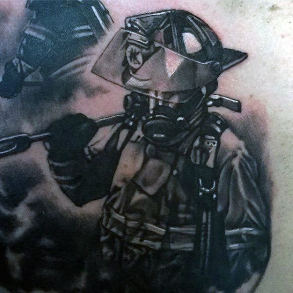 tatuaggio vigile del fuoco 93