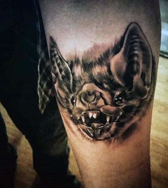 tatuaggio pipistrello 254