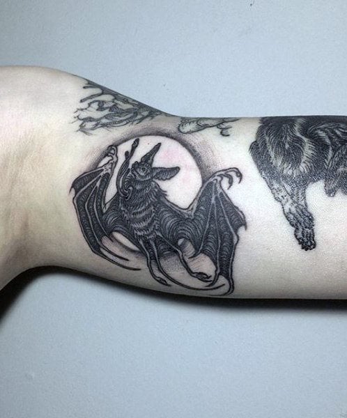 tatuaggio pipistrello 274