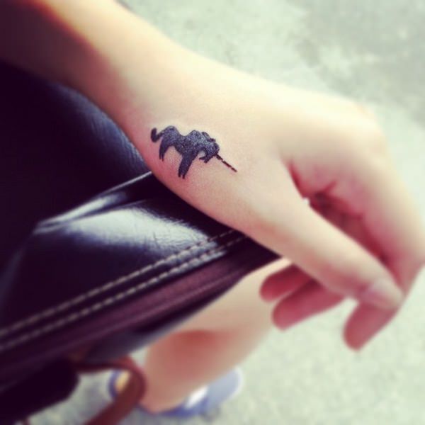 tatuaggio unicorno 174