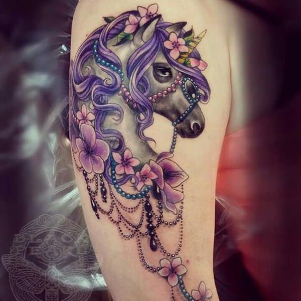 tatuaggio unicorno 322