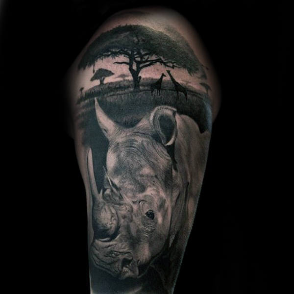 tatuaggio rinoceronte 173