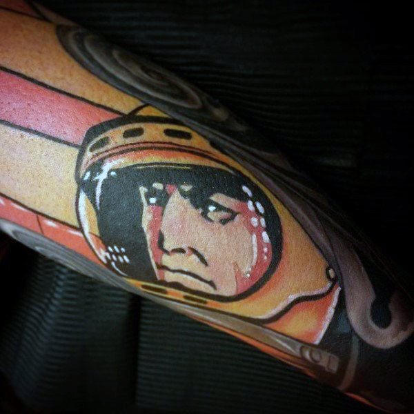tatuaggio astronomia astronauta 25
