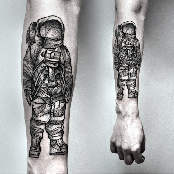 tatuaggio astronomia astronauta 309