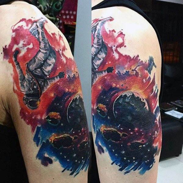 tatuaggio astronomia astronauta 41