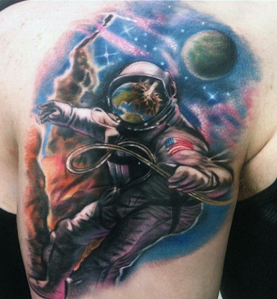 tatuaggio astronomia astronauta 65